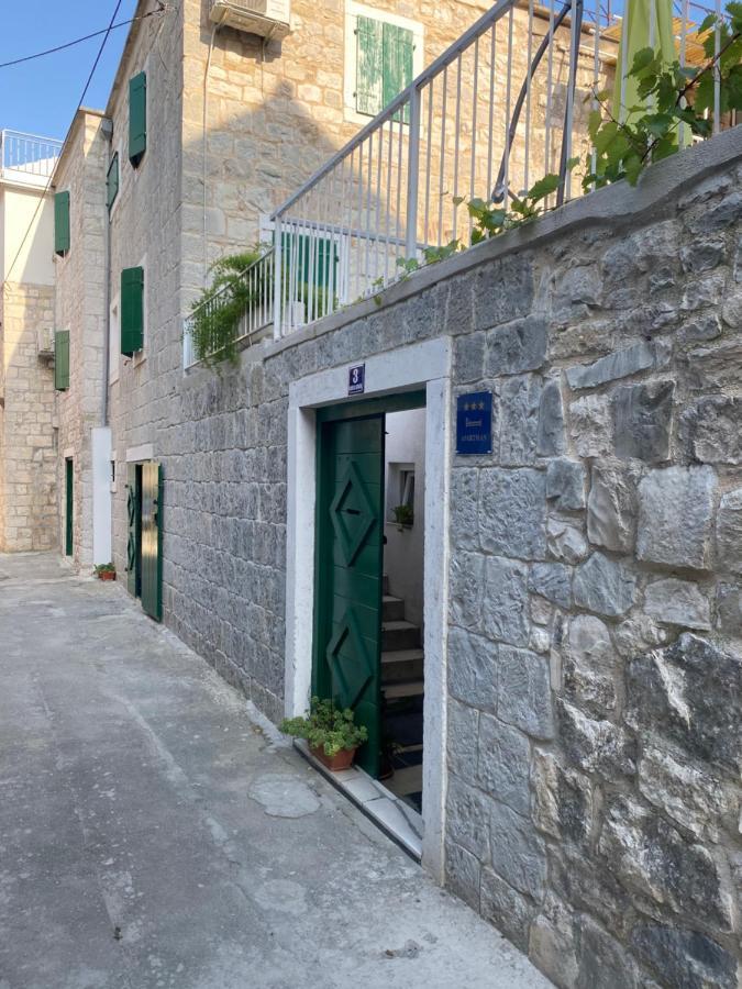 Apartment Stari Dvor Kastela Luaran gambar