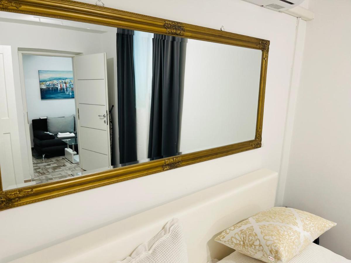 Apartment Stari Dvor Kastela Luaran gambar