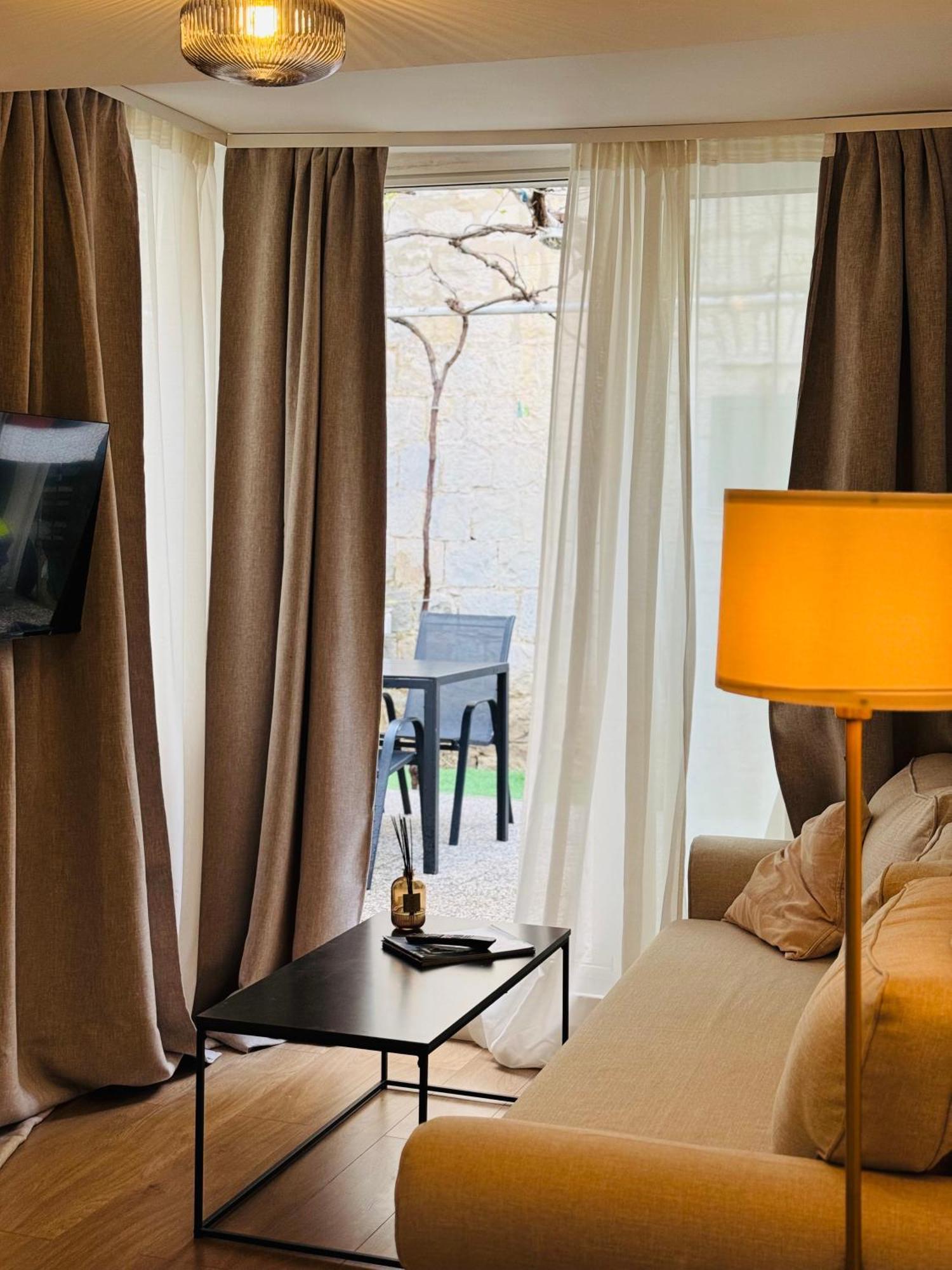 Apartment Stari Dvor Kastela Luaran gambar