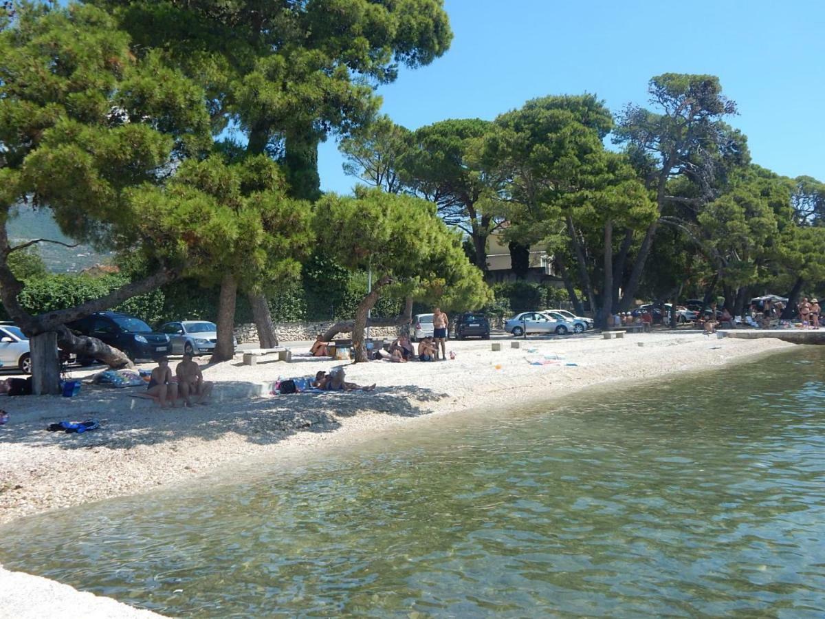 Apartment Stari Dvor Kastela Luaran gambar