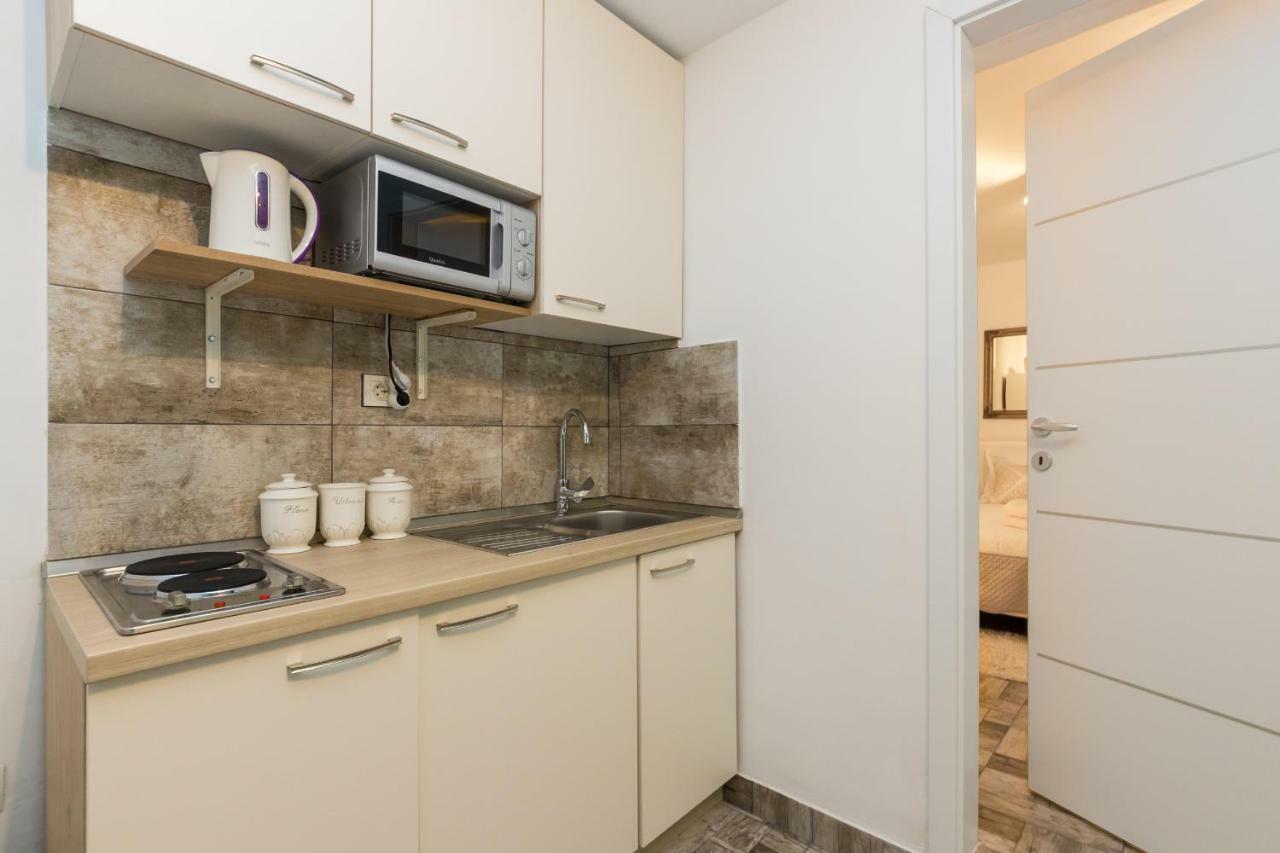 Apartment Stari Dvor Kastela Luaran gambar